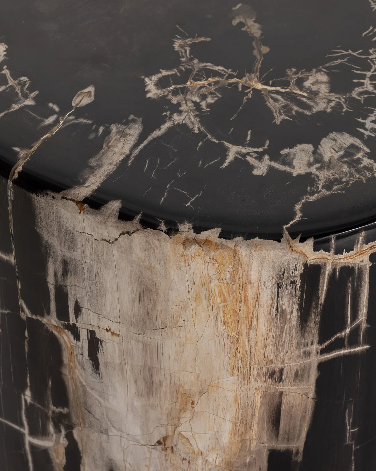 Rune End Table 4 Rune End Table - Image 4