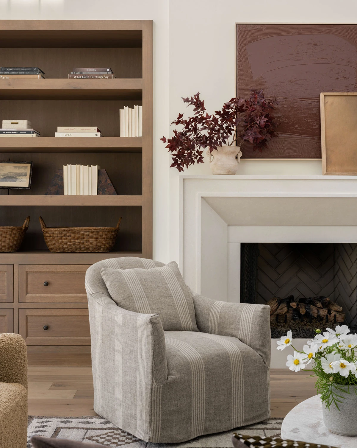 Trudeaux Slipcover Swivel Chair 2 Trudeaux Slipcover Swivel Chair - Image 2